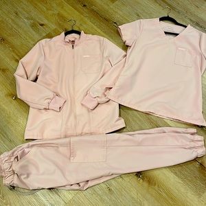 Jaanuu blush pink scrub set.